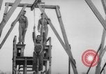 Standbild USA Fallschirmjäger Fort Benning Georgia USA, 1942, aus Sekunde 38 historischem Filmmaterial Videoclip 65675043869