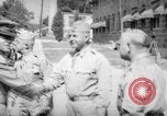 Standbild lateinamerikanische Offiziere Edgewood Arsenal Maryland USA, 1942, aus Sekunde 15 historischem Filmmaterial Videoclip 65675043870
