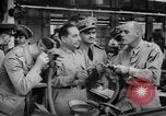 Standbild lateinamerikanische Offiziere Edgewood Arsenal Maryland USA, 1942, aus Sekunde 33 historischem Filmmaterial Videoclip 65675043870