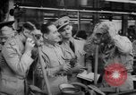 Standbild lateinamerikanische Offiziere Edgewood Arsenal Maryland USA, 1942, aus Sekunde 35 historischem Filmmaterial Videoclip 65675043870