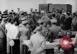 Standbild lateinamerikanische Offiziere Edgewood Arsenal Maryland USA, 1942, aus Sekunde 37 historischem Filmmaterial Videoclip 65675043870