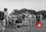 Standbild lateinamerikanische Offiziere Edgewood Arsenal Maryland USA, 1942, aus Sekunde 59 historischem Filmmaterial Videoclip 65675043870