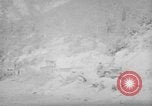 Standbild 1 Engineer Assault Company Italien Po-ebene, 1945, aus Sekunde 25 historischem Filmmaterial Videoclip 65675043872