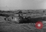 Image des chars de l'armée britannique l'Europe, 1942, de la seconde 23 séquences d'archives historiques vidéo 65675043873