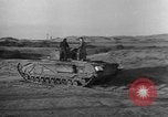 Image des chars de l'armée britannique l'Europe, 1942, de la seconde 56 séquences d'archives historiques vidéo 65675043873