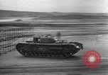 Standbild Britische Armee Panzer Europa, 1942, aus Sekunde 16 historischem Filmmaterial Videoclip 65675043876