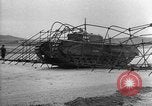 Standbild Britische Armee Panzer Europa, 1942, aus Sekunde 22 historischem Filmmaterial Videoclip 65675043876