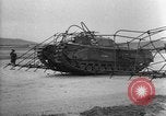 Standbild Britische Armee Panzer Europa, 1942, aus Sekunde 23 historischem Filmmaterial Videoclip 65675043876