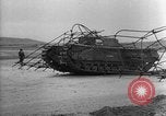 Standbild Britische Armee Panzer Europa, 1942, aus Sekunde 24 historischem Filmmaterial Videoclip 65675043876