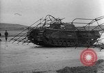 Standbild Britische Armee Panzer Europa, 1942, aus Sekunde 28 historischem Filmmaterial Videoclip 65675043876