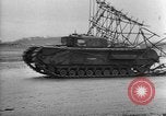 Standbild Britische Armee Panzer Europa, 1942, aus Sekunde 36 historischem Filmmaterial Videoclip 65675043876