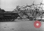 Standbild Britische Armee Panzer Europa, 1942, aus Sekunde 45 historischem Filmmaterial Videoclip 65675043876
