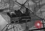 Immagine di Paracadutisti Fort Benning Georgia USA, 1941, secondo 4 filmato di repertorio 65675043889