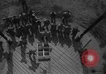 Immagine di Paracadutisti Fort Benning Georgia USA, 1941, secondo 10 filmato di repertorio 65675043889