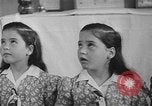 Image quintuplés North Bay Ontario, 1941, de la seconde 17 séquences d'archives historiques vidéo 65675043891