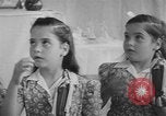 Image quintuplés North Bay Ontario, 1941, de la seconde 26 séquences d'archives historiques vidéo 65675043891