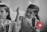 Image quintuplés North Bay Ontario, 1941, de la seconde 28 séquences d'archives historiques vidéo 65675043891