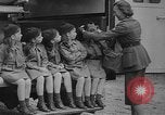 Image quintuplés North Bay Ontario, 1941, de la seconde 57 séquences d'archives historiques vidéo 65675043891