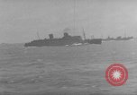 Immagine di Convoglio di navi Oceano Pacifico, 1942, secondo 50 filmato di repertorio 65675043905