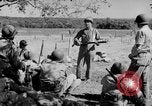 Immagine di Serbatoio truppe del destroyer Camp Hood Texas USA, 1942, secondo 16 filmato di repertorio 65675043907