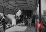 Standbild Senator B Russell Heidelberg Deutschland, 1955, aus Sekunde 13 historischem Filmmaterial Videoclip 65675043908