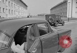 Standbild Senator B Russell Heidelberg Deutschland, 1955, aus Sekunde 34 historischem Filmmaterial Videoclip 65675043908