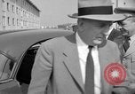Standbild Senator B Russell Heidelberg Deutschland, 1955, aus Sekunde 41 historischem Filmmaterial Videoclip 65675043908