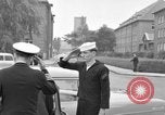 Standbild Kongressabgeordneten Sheppard Bremerhaven Deutschland, 1955, aus Sekunde 23 historischem Filmmaterial Videoclip 65675043914