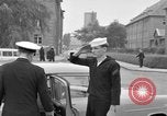 Standbild Kongressabgeordneten Sheppard Bremerhaven Deutschland, 1955, aus Sekunde 24 historischem Filmmaterial Videoclip 65675043914
