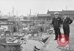 Standbild Kongressabgeordneten Sheppard Bremerhaven Deutschland, 1955, aus Sekunde 61 historischem Filmmaterial Videoclip 65675043914
