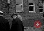 Standbild Colonel Brooks Bremerhaven Deutschland, 1955, aus Sekunde 25 historischem Filmmaterial Videoclip 65675043915