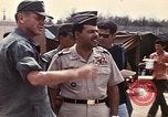 Standbild Betrieb neues Leben Vietnam, 1975, aus Sekunde 12 historischem Filmmaterial Videoclip 65675043918