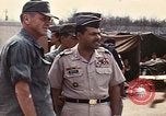Standbild Betrieb neues Leben Vietnam, 1975, aus Sekunde 13 historischem Filmmaterial Videoclip 65675043918