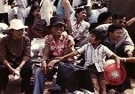 Standbild Betrieb neues Leben Vietnam, 1975, aus Sekunde 19 historischem Filmmaterial Videoclip 65675043918