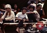 Standbild Betrieb neues Leben Vietnam, 1975, aus Sekunde 24 historischem Filmmaterial Videoclip 65675043918