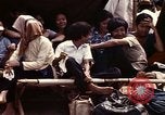 Standbild Betrieb neues Leben Vietnam, 1975, aus Sekunde 25 historischem Filmmaterial Videoclip 65675043918
