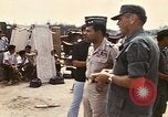 Standbild Betrieb neues Leben Vietnam, 1975, aus Sekunde 33 historischem Filmmaterial Videoclip 65675043918