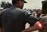 Standbild Betrieb neues Leben Vietnam, 1975, aus Sekunde 50 historischem Filmmaterial Videoclip 65675043918