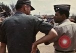 Standbild Betrieb neues Leben Vietnam, 1975, aus Sekunde 53 historischem Filmmaterial Videoclip 65675043918