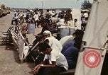 Standbild Betrieb neues Leben Vietnam, 1975, aus Sekunde 55 historischem Filmmaterial Videoclip 65675043918