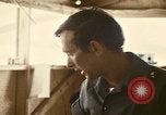 Standbild Betrieb neues Leben Vietnam, 1975, aus Sekunde 12 historischem Filmmaterial Videoclip 65675043919