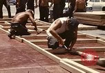 Standbild Betrieb neues Leben Vietnam, 1975, aus Sekunde 15 historischem Filmmaterial Videoclip 65675043920