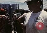 Standbild Betrieb neues Leben Vietnam, 1975, aus Sekunde 29 historischem Filmmaterial Videoclip 65675043920