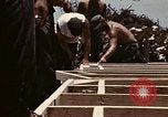 Standbild Betrieb neues Leben Vietnam, 1975, aus Sekunde 38 historischem Filmmaterial Videoclip 65675043920