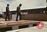 Standbild Betrieb neues Leben Vietnam, 1975, aus Sekunde 41 historischem Filmmaterial Videoclip 65675043920