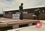 Standbild Betrieb neues Leben Vietnam, 1975, aus Sekunde 43 historischem Filmmaterial Videoclip 65675043920
