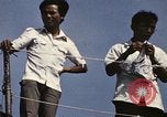 Standbild Betrieb neues Leben Guam, 1975, aus Sekunde 55 historischem Filmmaterial Videoclip 65675043922