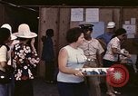 Immagine di Funzionamento Nuova vita United States USA, 1975, secondo 24 filmato di repertorio 65675043924