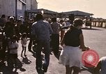 Immagine di Funzionamento Nuova vita United States USA, 1975, secondo 36 filmato di repertorio 65675043924