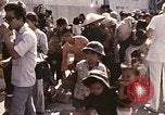 Immagine di Funzionamento Nuova vita United States USA, 1975, secondo 50 filmato di repertorio 65675043924